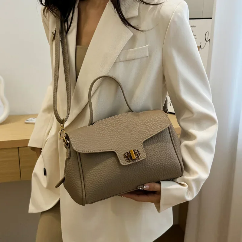 

2025 Luxury Brand New! Fashionable Small Square Bag for Women - Premiumtexture Leather, Versatile Shoulder/Crossbody,