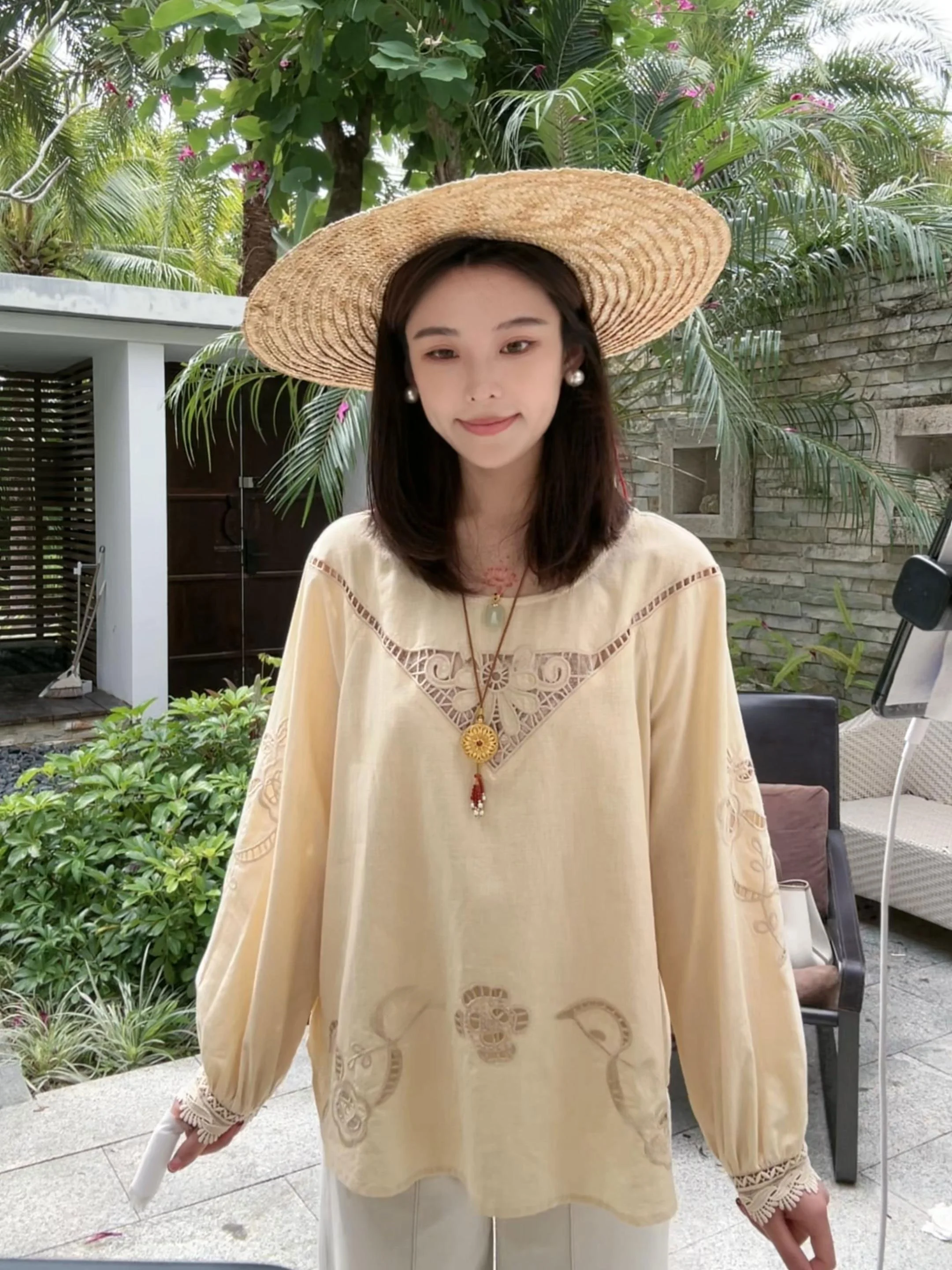 

Желтая новая китайская женская блузка из хлопка и льна, модная повседневная, с длинным рукавом, круглым вырезом, стандартного кроя, весна 2025