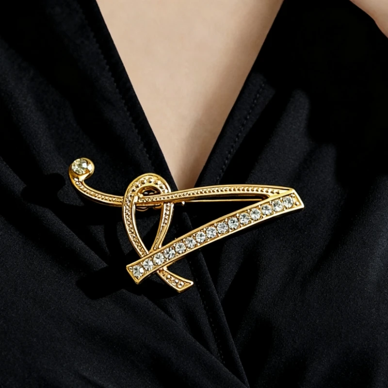 Capital Letter-A/B Women's Brooch Luxury Crystal Wedding Clothing Pins Gold Color Metal Pins Fashion Brooches for Ladies 2026