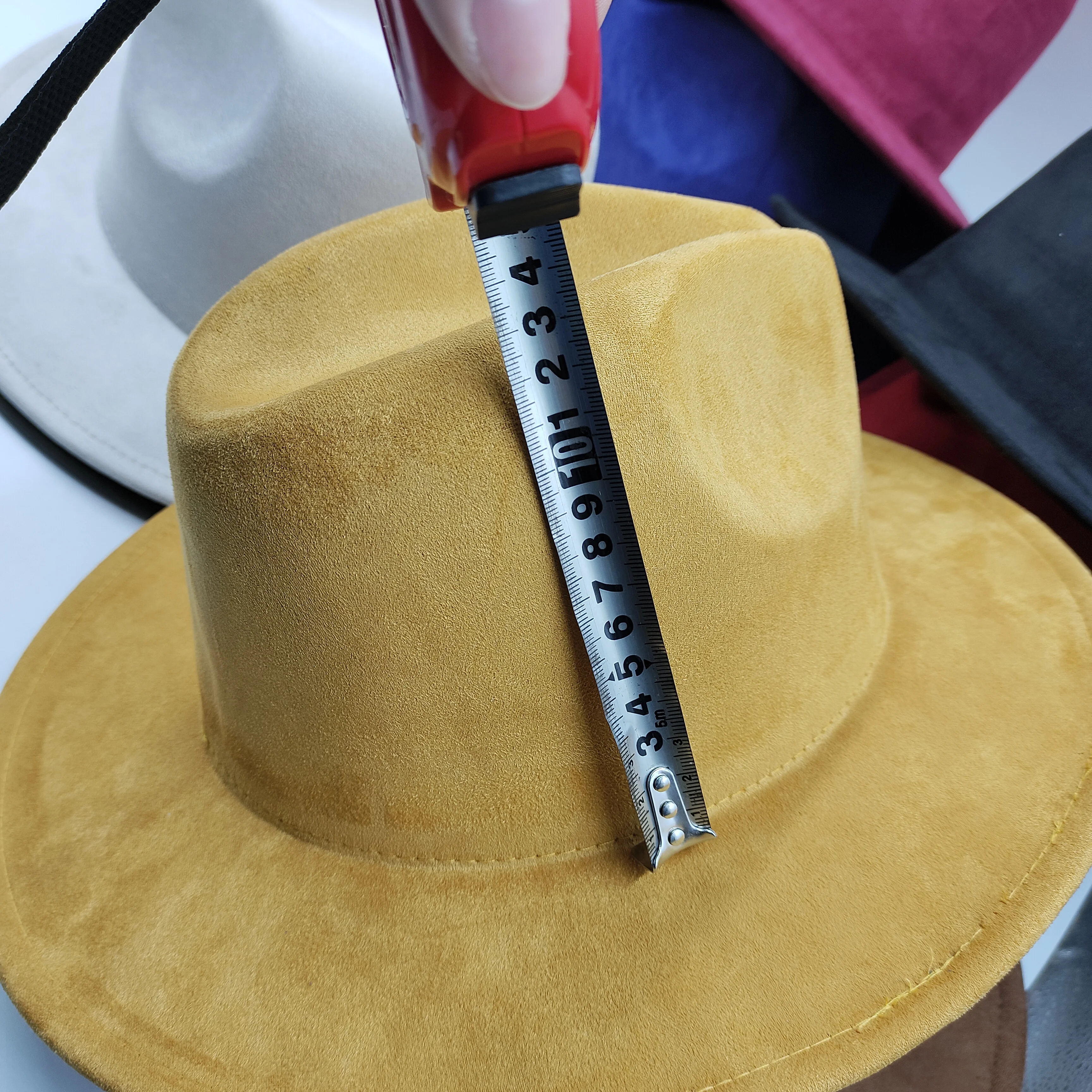 New Yellow Suede Fedora Jazz Cap Chapeau Femme feutre Panaman Hat Fedora Hat for Women Men Belt Vintage Trilby Caps