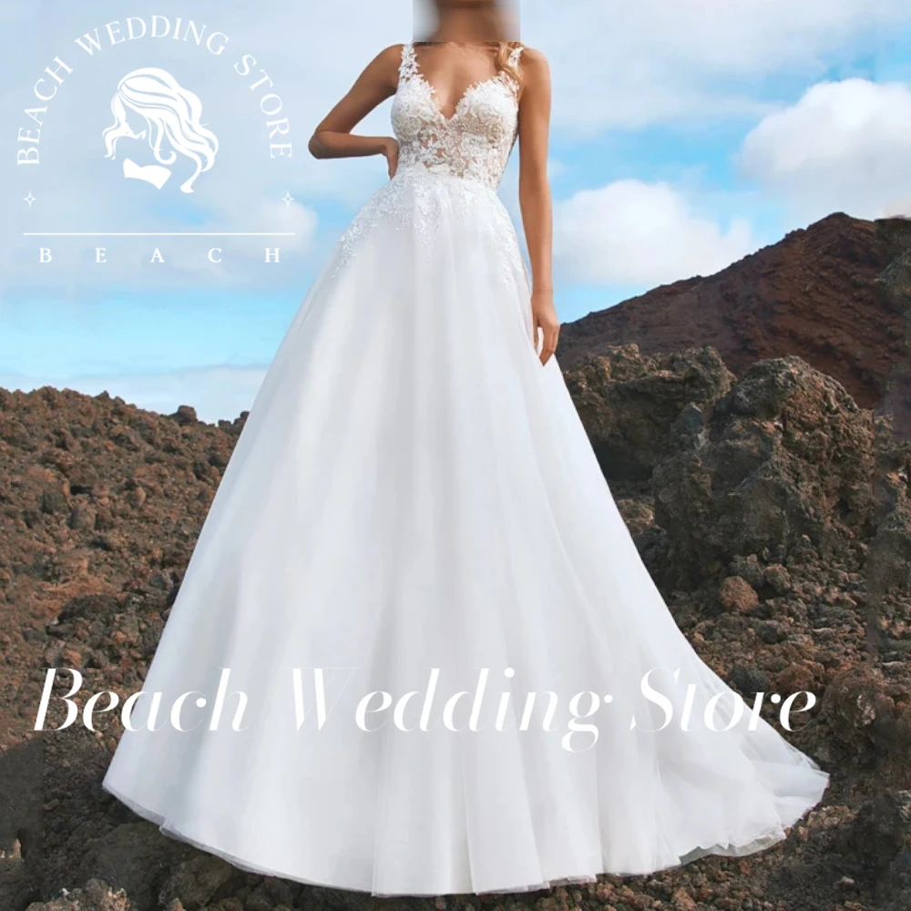 Beach Customized  Boho Wedding Dresses V-Neck Appliques A-Line Tulle Lace Beach Wedding Gowns Custom Made Beach Bride Dresses