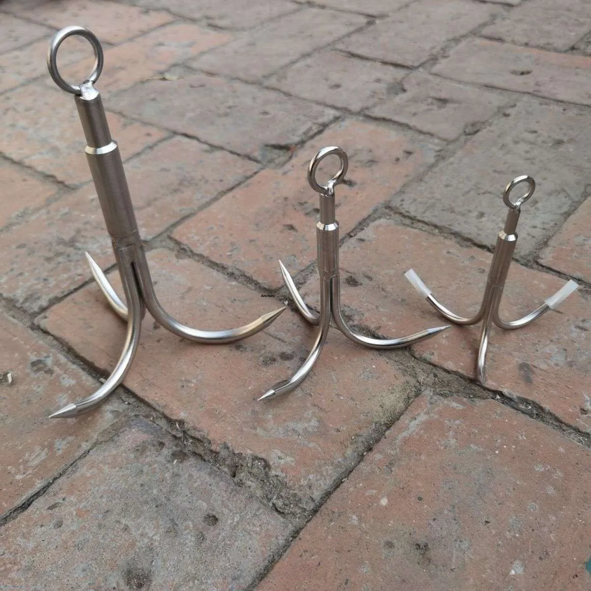 خطاف متعدد الوظائف من الفولاذ المقاوم للصدأ للاستخدام الخارجي، خطاف صيد رباعي المخالب للقوارب، خطاف صغير رباعي الزوايا #3