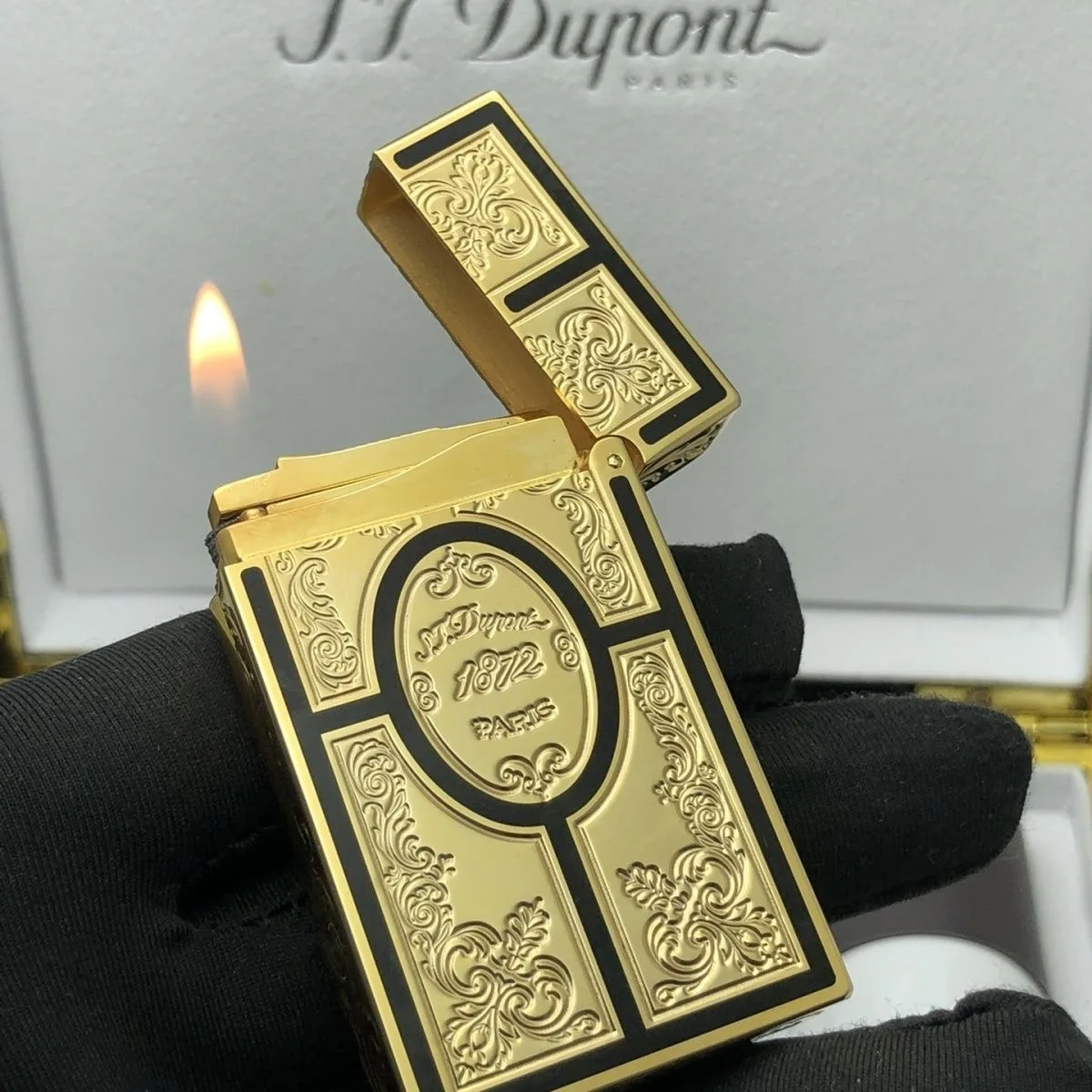 S.T. Dupont Premium All-sided Engraved Golden, Silver Lighter Collection