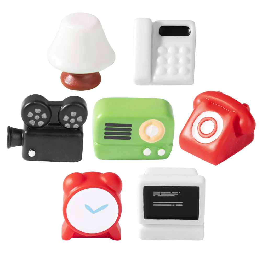 1Set Mini Radio Retro Decor Vintage Telephone Simulated Radio Creative DIY Miniature Accessory Desktop Decorations Cute