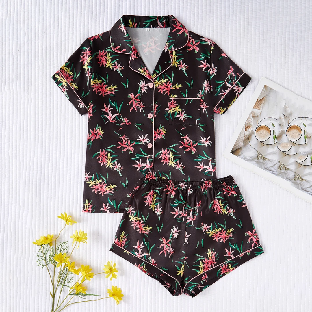 

Black Women Pajama Set Valentine's Day Themed with Striped Floral Print Lapel Shorts-sleeved and Shorts Pants Home Wear Gifts