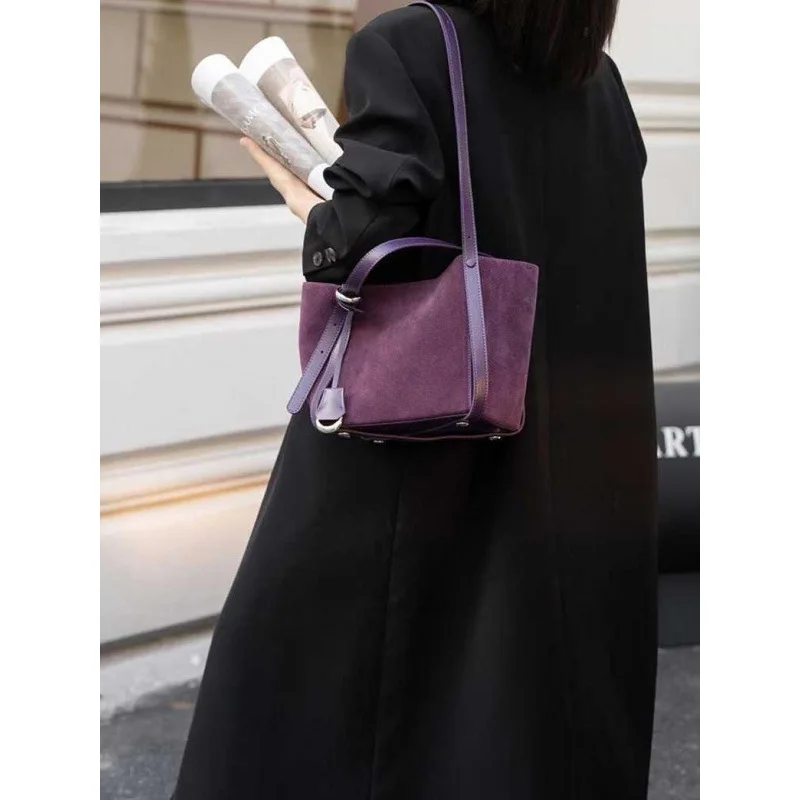 

2025 New Autumn/Winter Tote Bag Large Capacity Premium Vegetable Basket Bucket Bag Fashion Single Shoulder Women's Crossbody Bag
