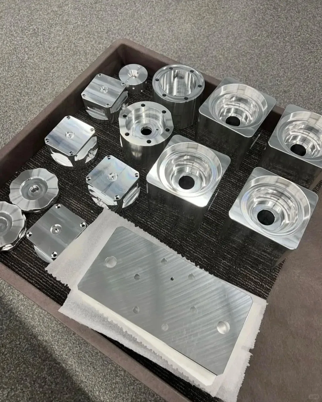 

NEW Venus Lega Multifunctional RF Shaping For Reducing Stretch Marks Tightening Skin Slimming 4d Professional Varimpulse Machine