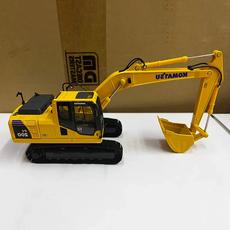 B-M 1:43 Scale KOMATSU PC200-8M02021 Excavator Alloy Engineering Vehicle Model