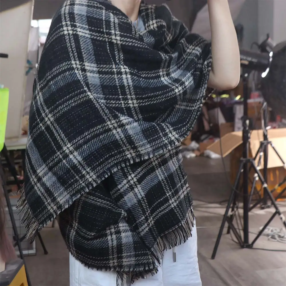 ผ้าพันคอไหมพรมลายสก็อตสไตล์เกาหลี ผ้าอะคริลิกเนื้อนุ่ม ผ้าคลุมไหล่ยาวหนาสำหรับผู้ชาย ผ้าพันคอสองด้าน ผ้าคลุมไหล่คู่รัก
