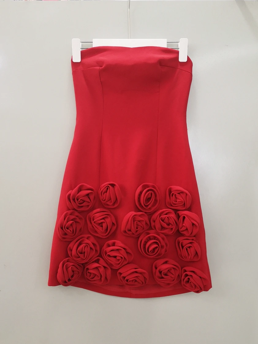 

Платье миди ручной работы с вышивкой в виде роз, без бретелек, приталенное, А-силуэт, для вечеринок