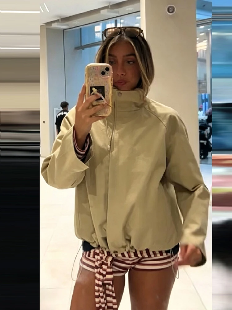 Women Fashion Plaid Stand Collar Short Jacket Trend Reversible Loose Fit Zip Up Drawstring Hem Coat Chic Daily Casual Streetwear
