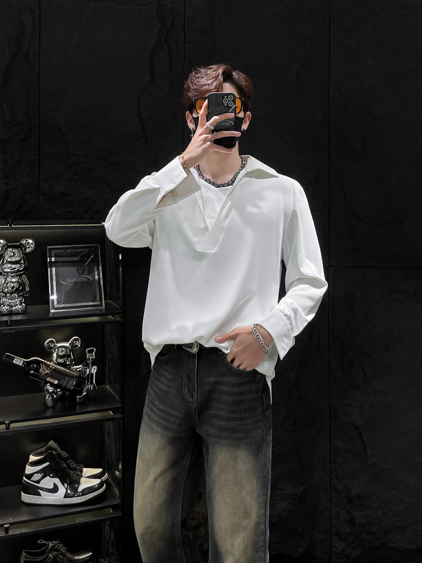 

Мужская свободная рубашка HOMME с длинным рукавом и V-образным вырезом, повседневная, с узором в стиле пэчворк, белая, молодежная, из полиэфирного волокна, для осеннего сезона