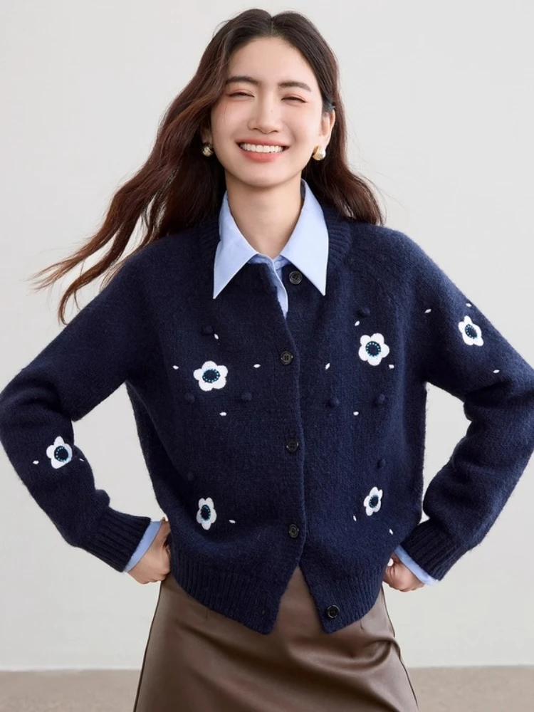 

SENTUBILA Women's Cardigan 2025 Autumn O-neck Single Breasted Embroidery Cardigan Long Sleeve Knit Sweater Female Tops W54EB3517