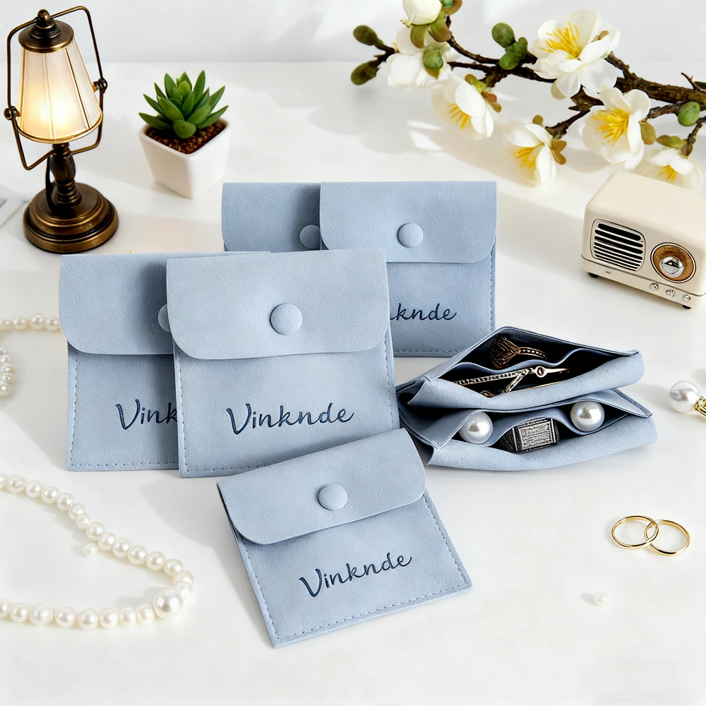 

50 шт., сумка для упаковки ювелирных изделий с логотипом, 8x8 см, замша из микрофибры, бархатная дорожная рождественская свадебная сувенир, подарок, серьги, кольца, сумка