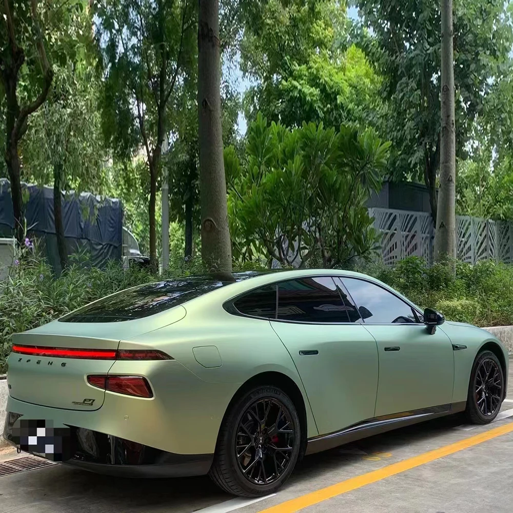Green Air Release Stretchable Removable Easy to Install Premium PET Car Wrap Auto Vinyl Customization
