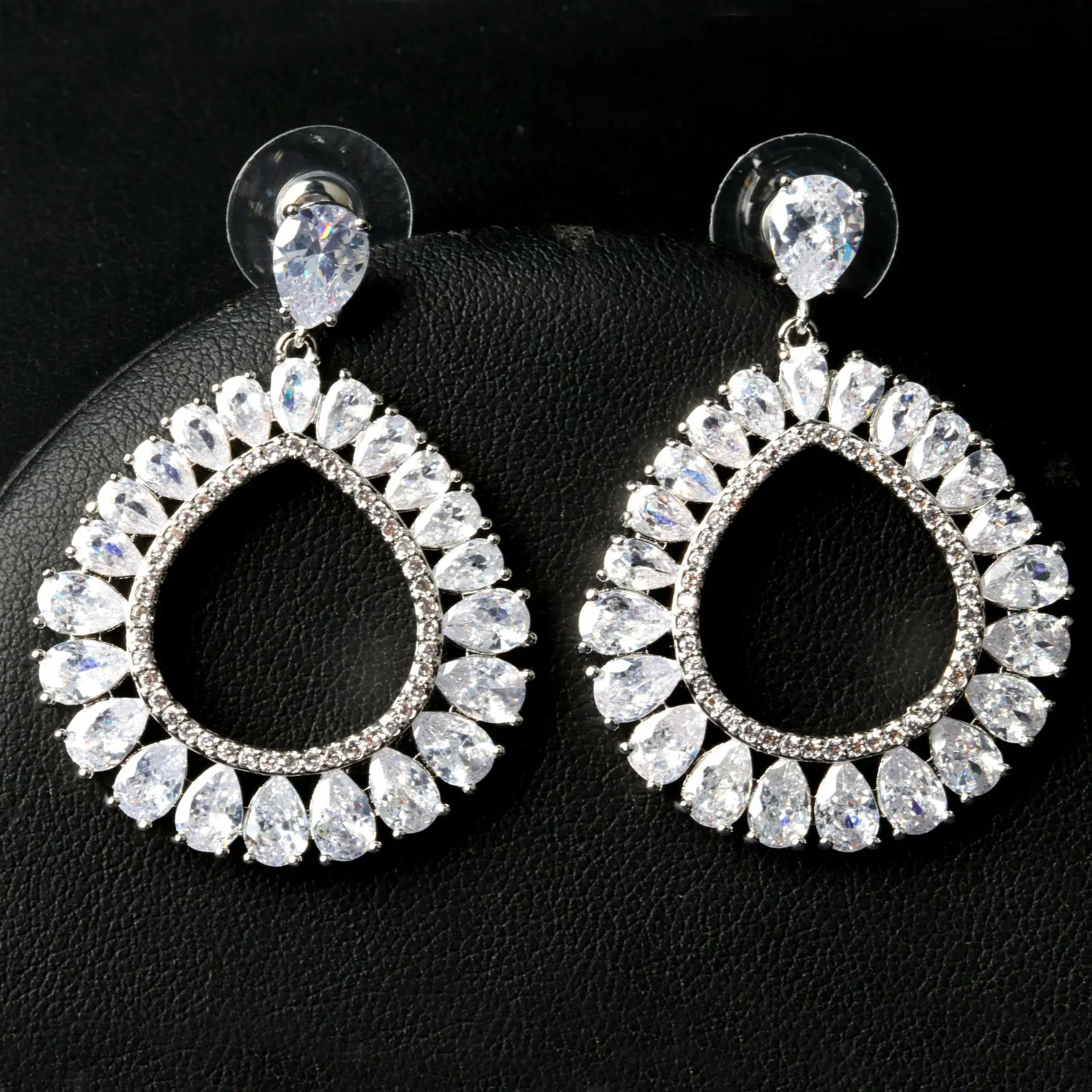 

Saudi pop large round earrings geometric white exaggerated luxury jewellery set daily party summer festival prom gift E208