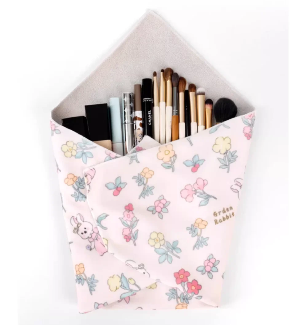 Baibu Tie Cat Fixed Magic Cloth Pet Wrapping Cat Cloth Nail Cutting Injection Anti scratch and Anti bite