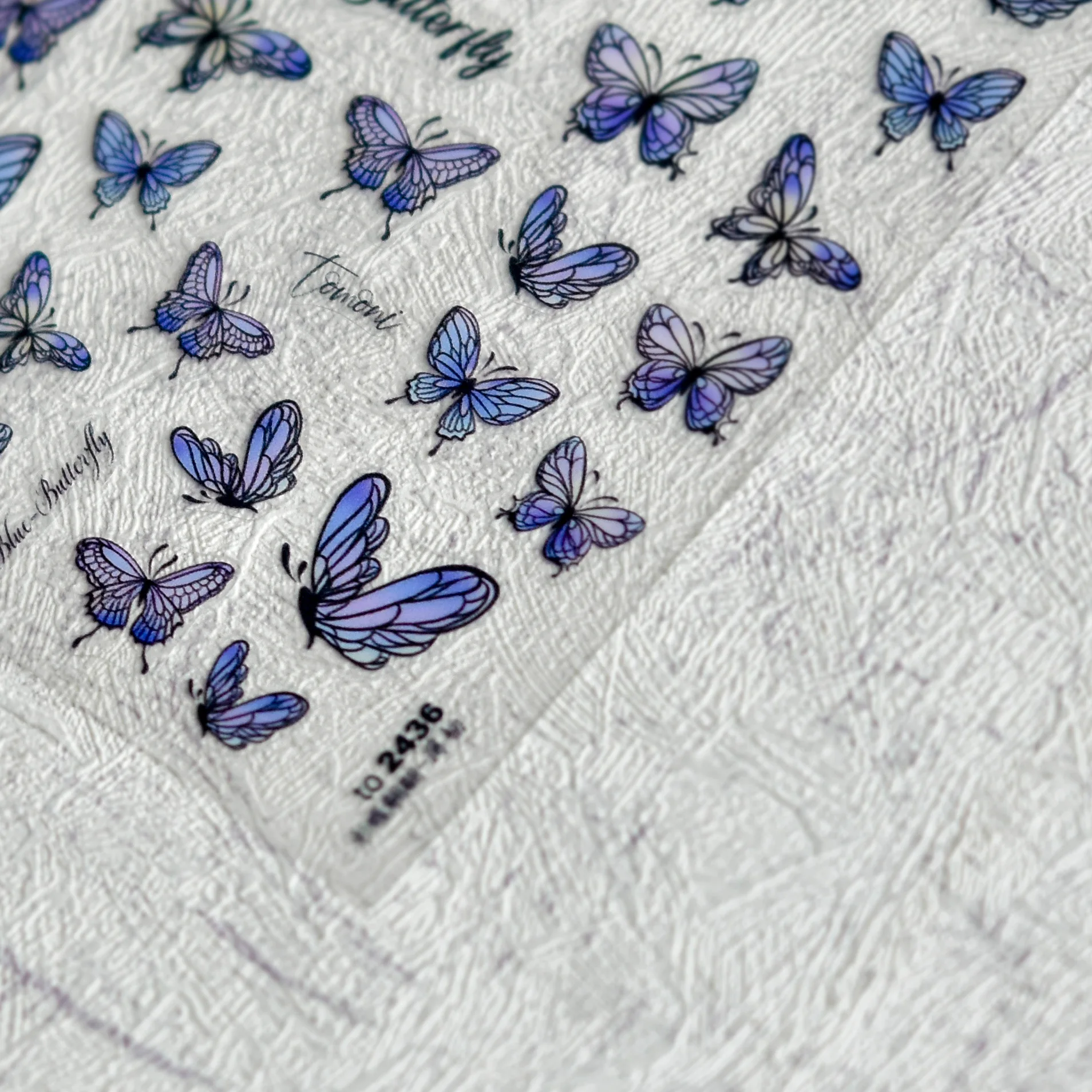 1 ピース 5D オーロラ紫蝶ネイルステッカーエンボス加工蝶愛ネイルアートステッカー高品質ネイルアート装飾ステッカー