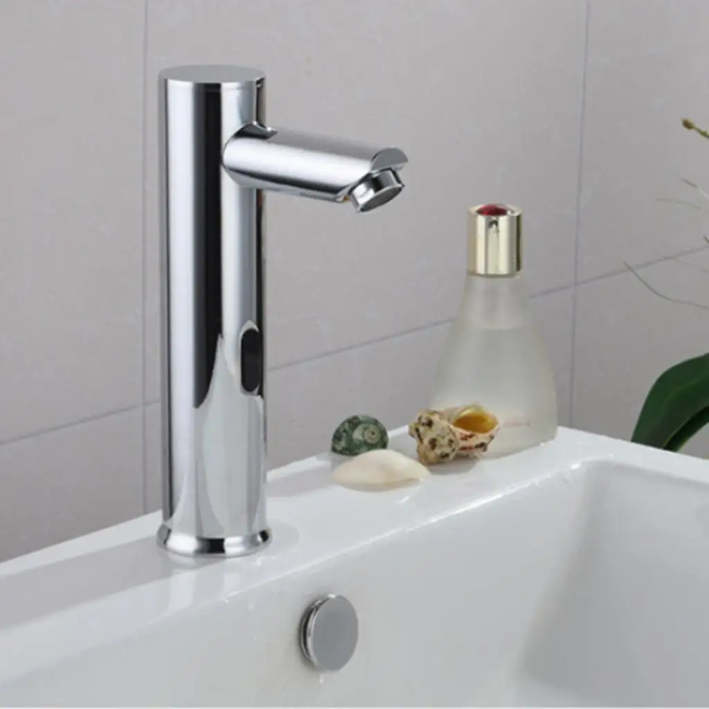 Manguera de grifo Sensor de agua de lavado Controlador de tornillo automático para aleación de cocina escolar - Plata