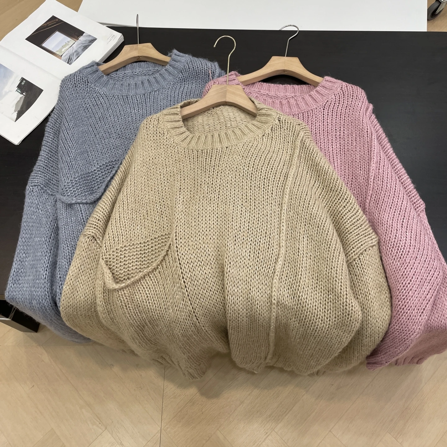 

Теплый однотонный зимний модный новый дизайн, длинный женский свитер свека средней длины, милый прямой трикотаж без рукавов