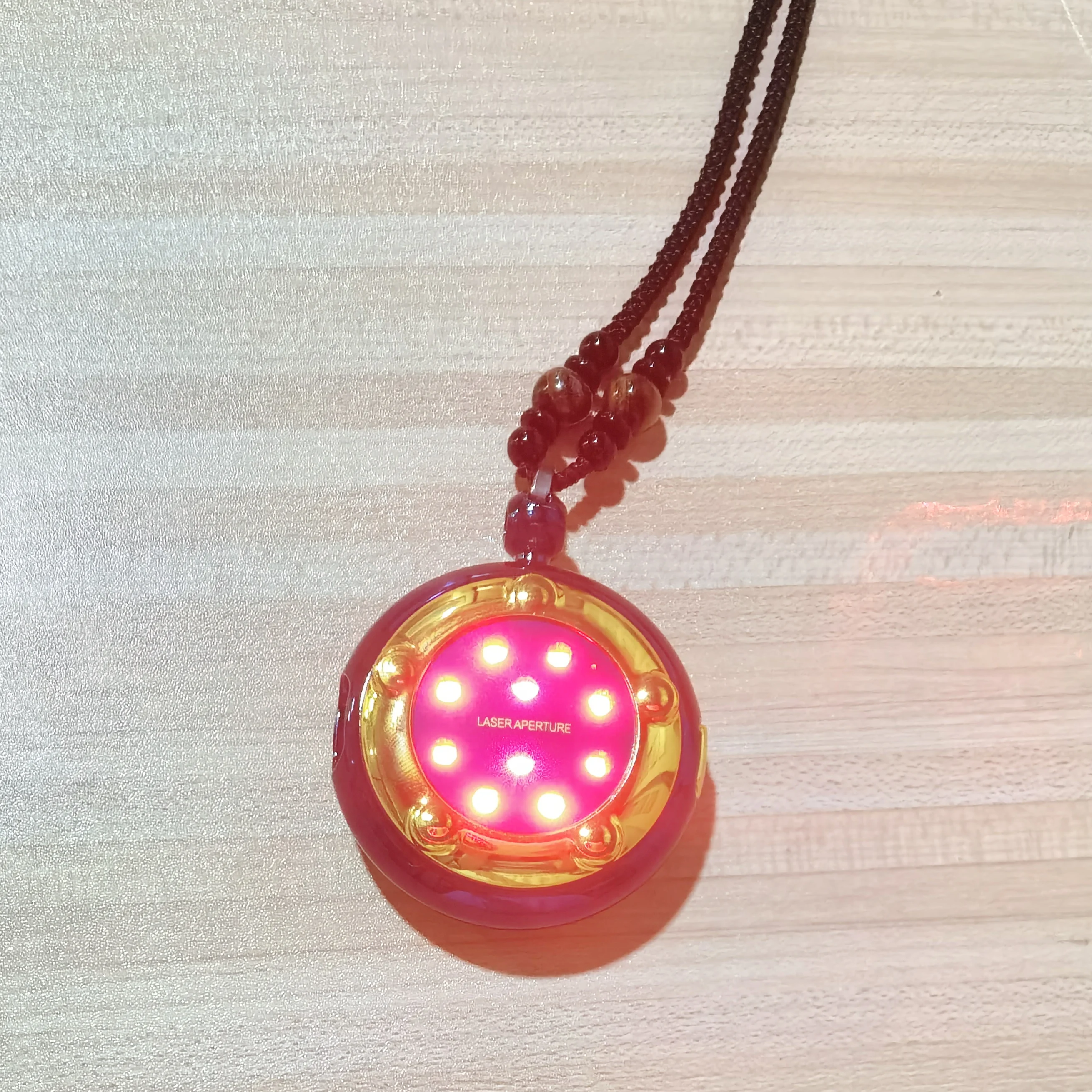 HLKGO 650nm Heart Care Laser Device Necklace Supports Cardiovascular Wellness Lightweight Waterproof CE Certified