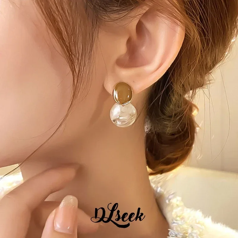 

DLseek Retro Khaki Irregular Drop Enamel Pendant Earrings for Women Korean Fashion Delicate Charms Earring Trendy Jewelry Gifts