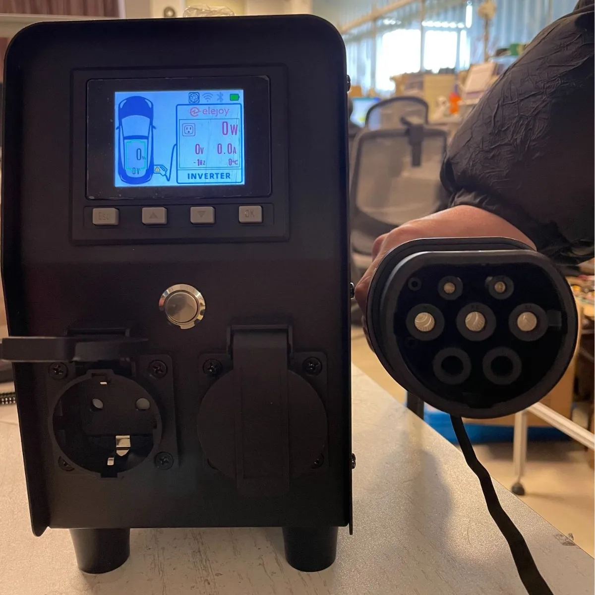 

ELEJOY North America Version Te sla Nacs 5KW V2L 16A Car Discharger Device Retrofit/Upgrade New Condition Made in China