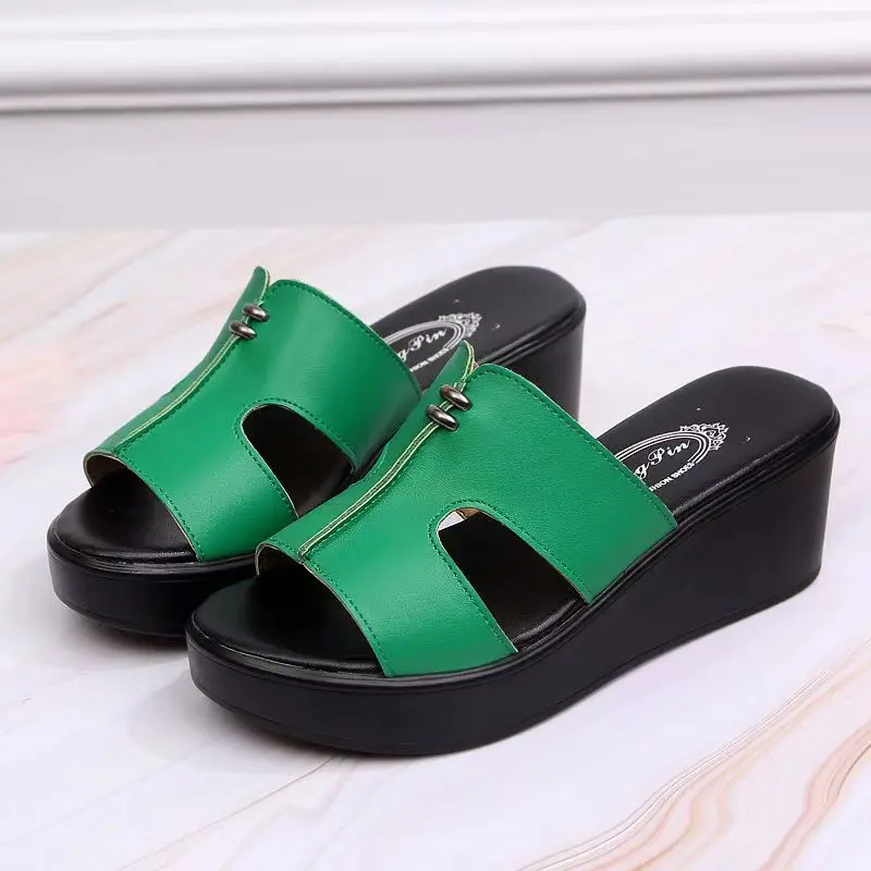 

Women's Summer New Leather Big Size Wedges Slippers Open Toe Thick Sole Non Slip Lightweight Outdoor Height Increasing Slippers