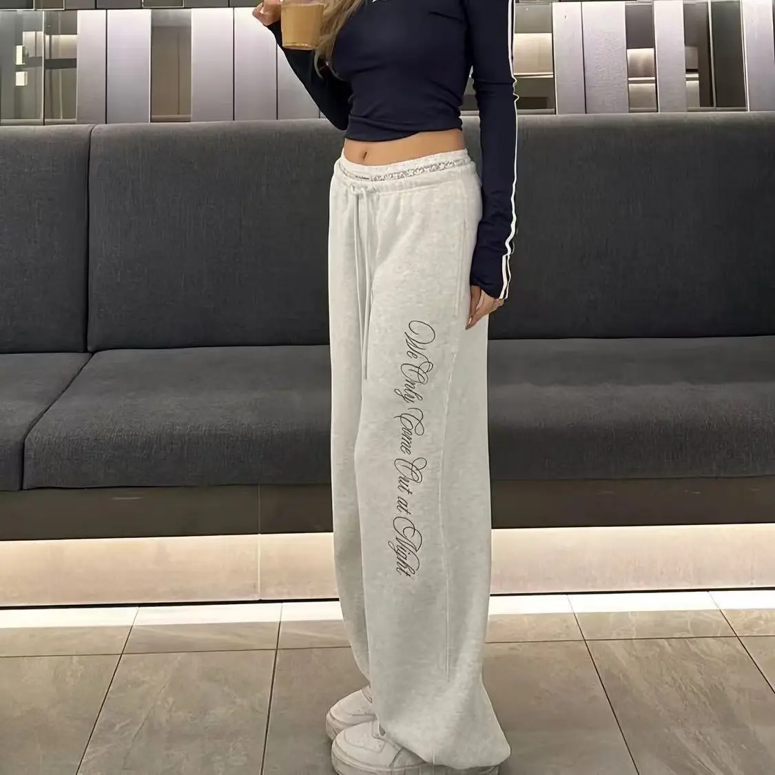 

Корейские серые модные ретро кружевные женские брюки с высокой талией и буквами, свободные широкие спортивные штаны для бега в стиле хип-хоп для девочек