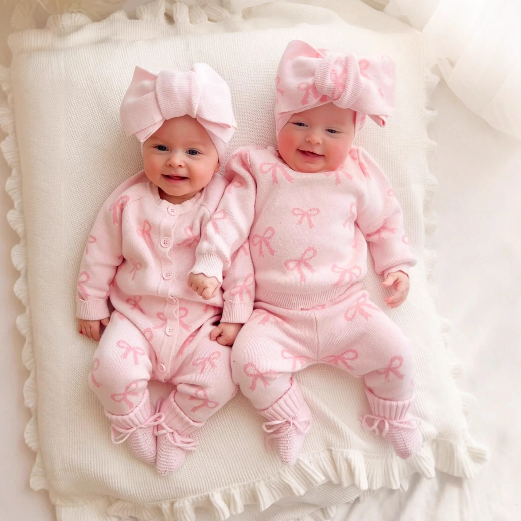 Baby Bow Knit Jumpsuit Autumn and Winter New Baby Girl's One Piece Clothes Sweater Long Climbing Clothes  123