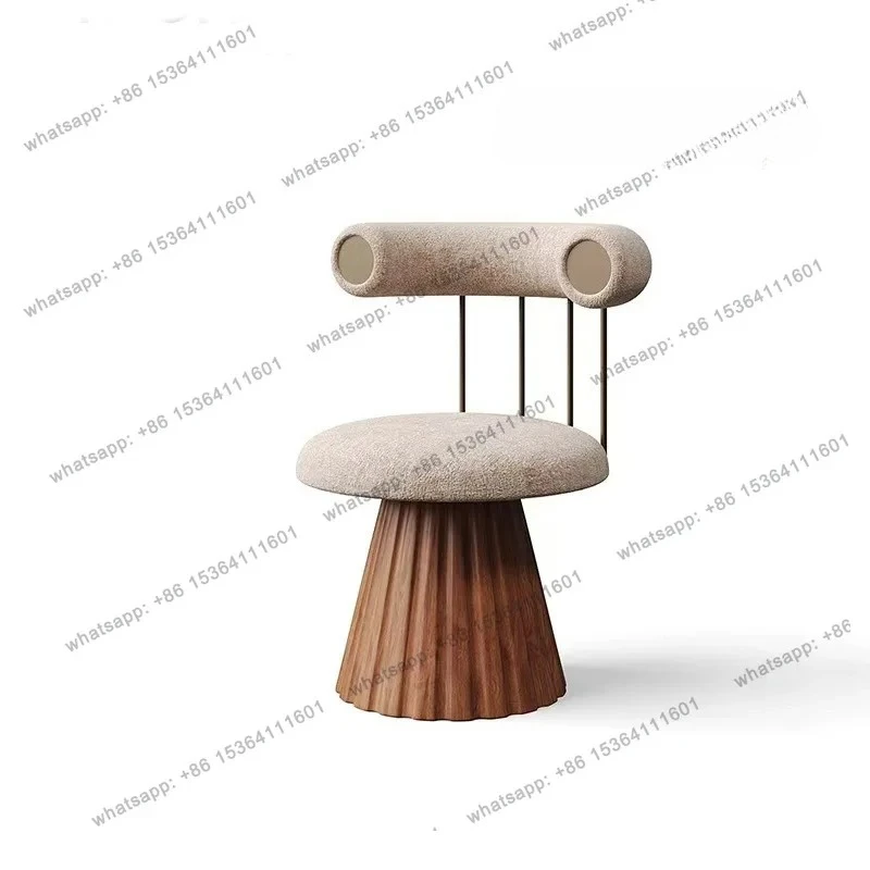 Designer Original Bar Stool Wine Stool French Makeup Comb Turn Book Table Chair Creative French Retro Chair Dining Chair