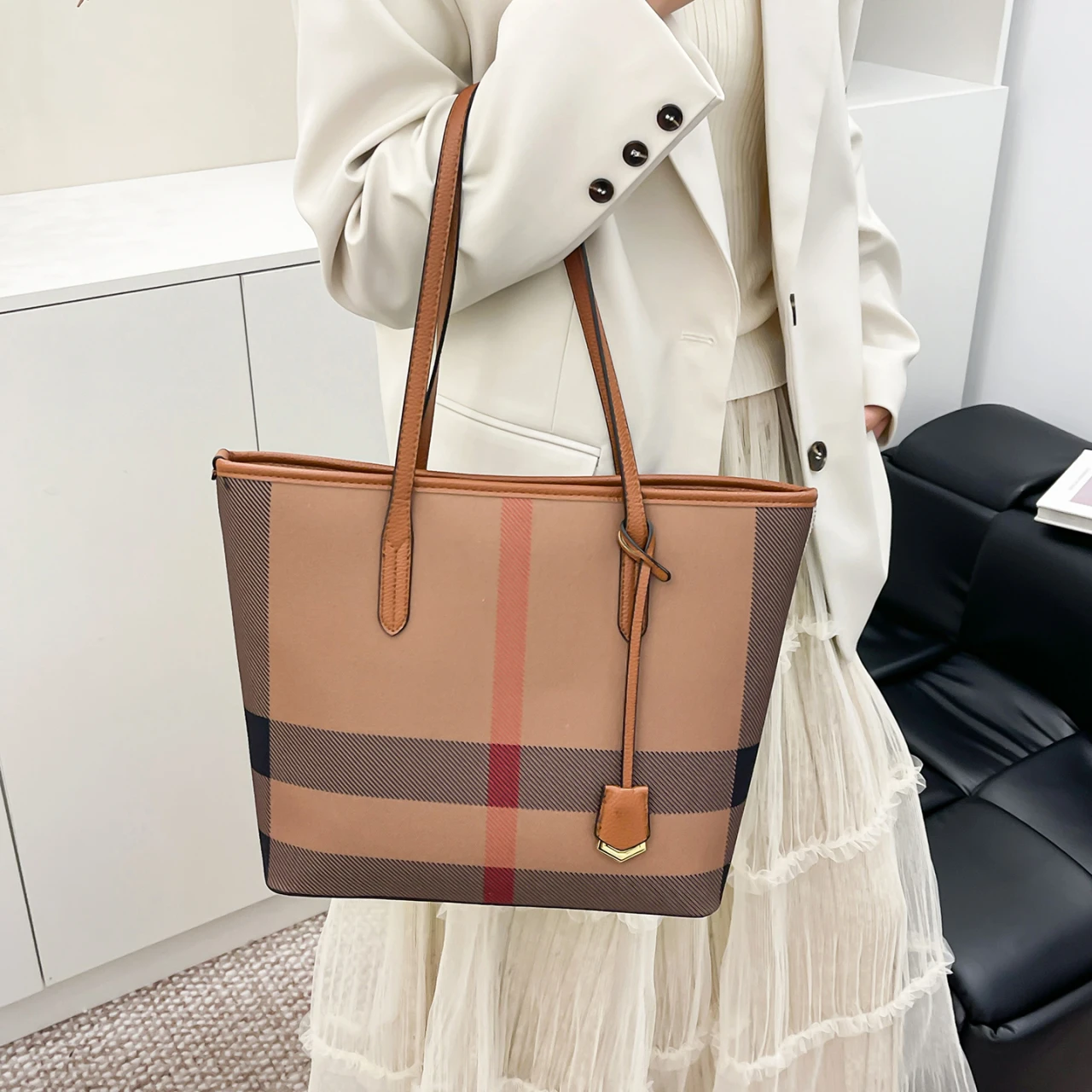 

Высококачественная женская сумка-тоут в винтажном стиле, роскошная кожаная сумка, элегантная сумка через плечо, классическая сумка через плечо