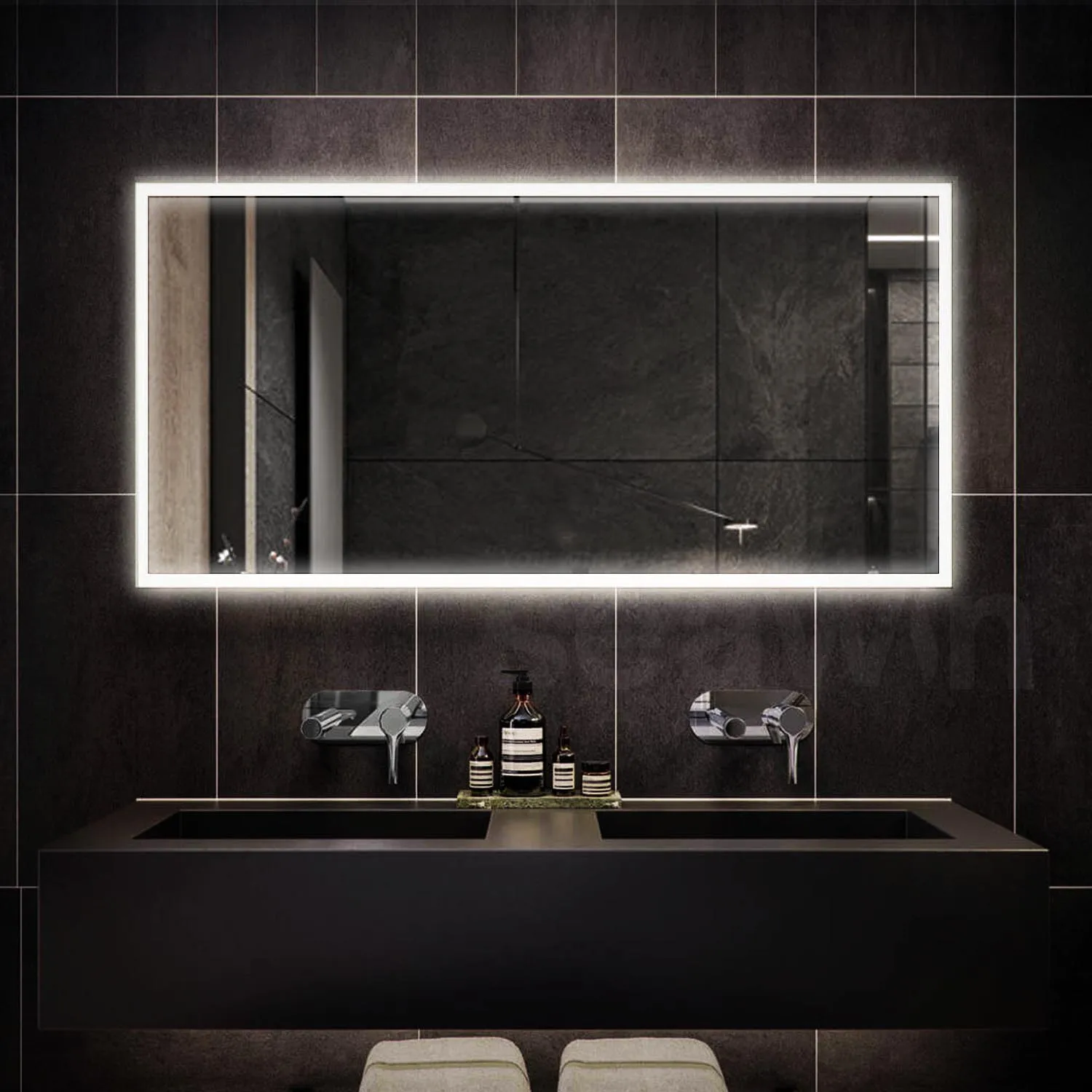 

Индивидуальное квадратное зеркало для ванной комнаты с простой настенной подсветкой и светодиодной подсветкой
