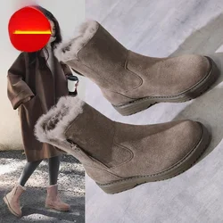 보이지 않는 높이 증가 여성 신발 몸집이 작은 짧은 부츠 10CM 스폰지 두꺼운 단독 마틴 부츠 여성 정품 가죽 싱글 신발 