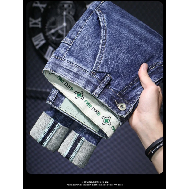 2024 Blauwe Jeans Heren Voor Lente En Zomer Diagonale Zak Eenvoudige Trendy High-End Water Wassen Borduurwerk Lange Skinny Broek