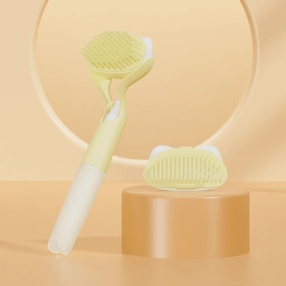 

3-in-1 Pet Bath Comb Press Spray Detachable Cat Grooming Brush Soft Bristle with A Spray Bottle Pet Cleaning Comb Daily Grooming