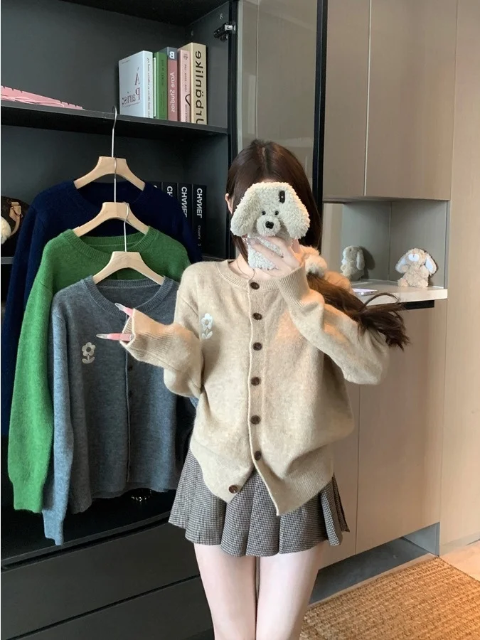 

plus Size Women's Lazy Sle Long Sve Knitted Sweater Jaet Autumn Winter New Slimming Versatile Floral Embroidery Top