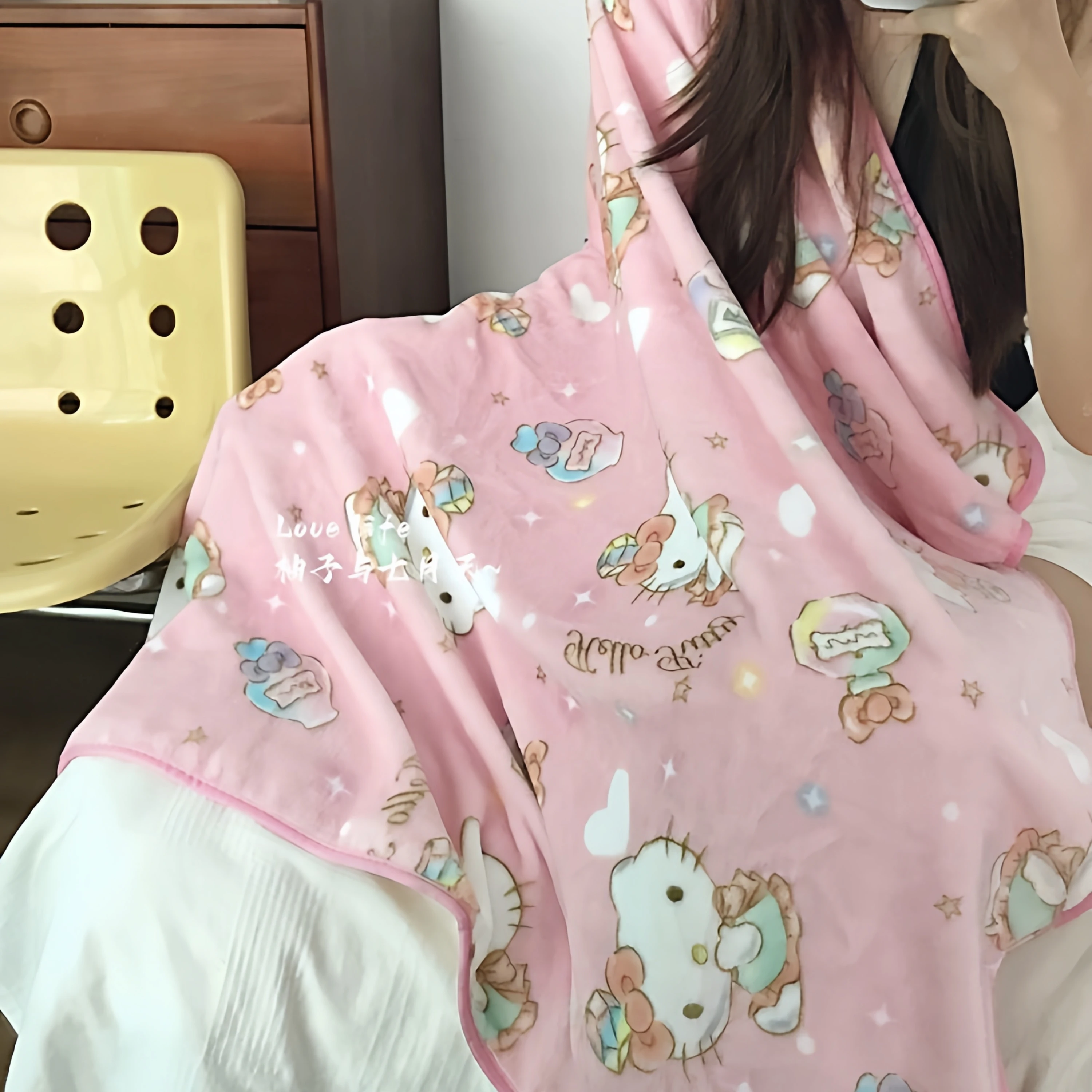 快適なサンリオぬいぐるみハローキティブランケット暖かいフランネルブランケット枕カバー和風パターン印刷ブランケットベッドカバー