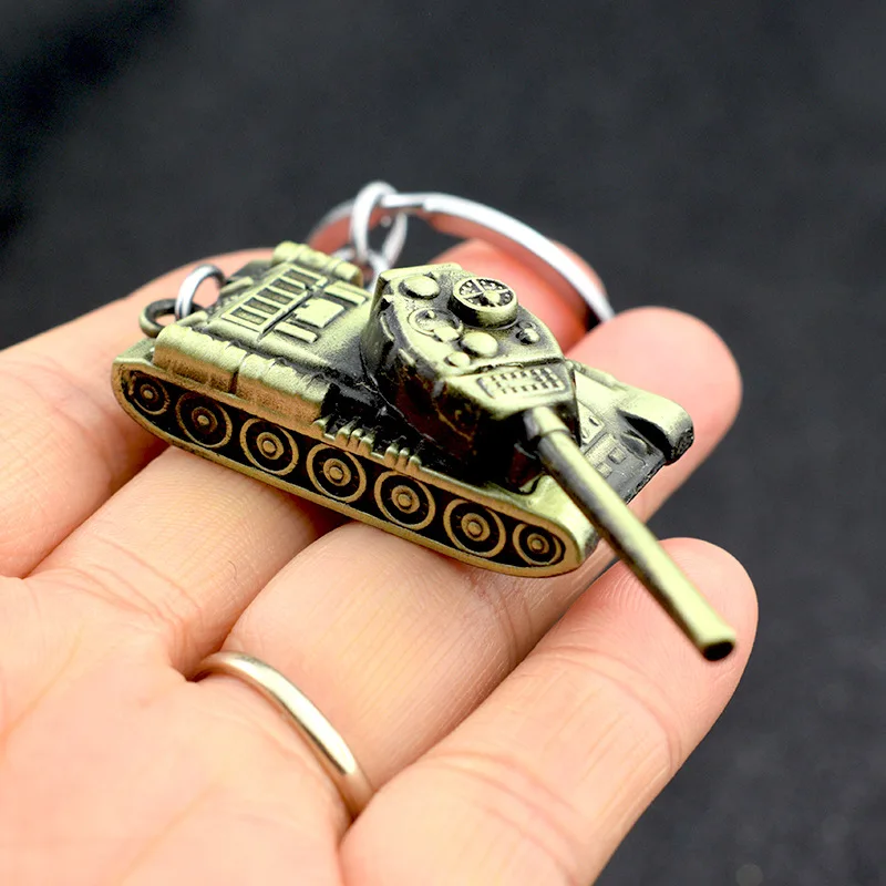 Metal World Of Tanks Keychains Punk Weapon Model Pendant Keyring for Men Car Key Chain Backpack Decor Kids 3D Toy Gifts