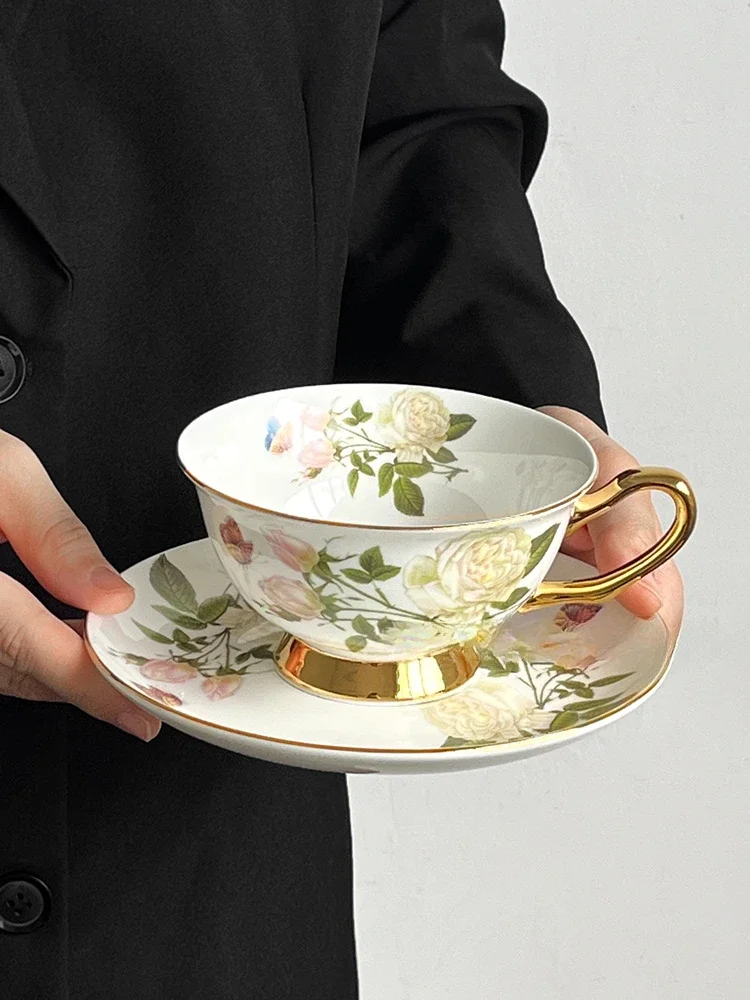 Retro Romantic Afternoon Saucer Coffee Cup Set High-end Souvenir Flower Ceramic Cup