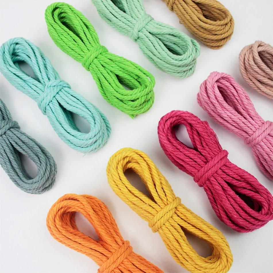 Handmade Woven Bow Tie Wristlet key Chain Macrame Kit With Tutorial For Beginners Hand DIY Bow Key Chain Phone Pendant Lanyard