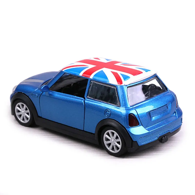 Die Casting Model Alloy Car Model Children\'s Toy Car Pendulum Power Car Boy\'s Toy
