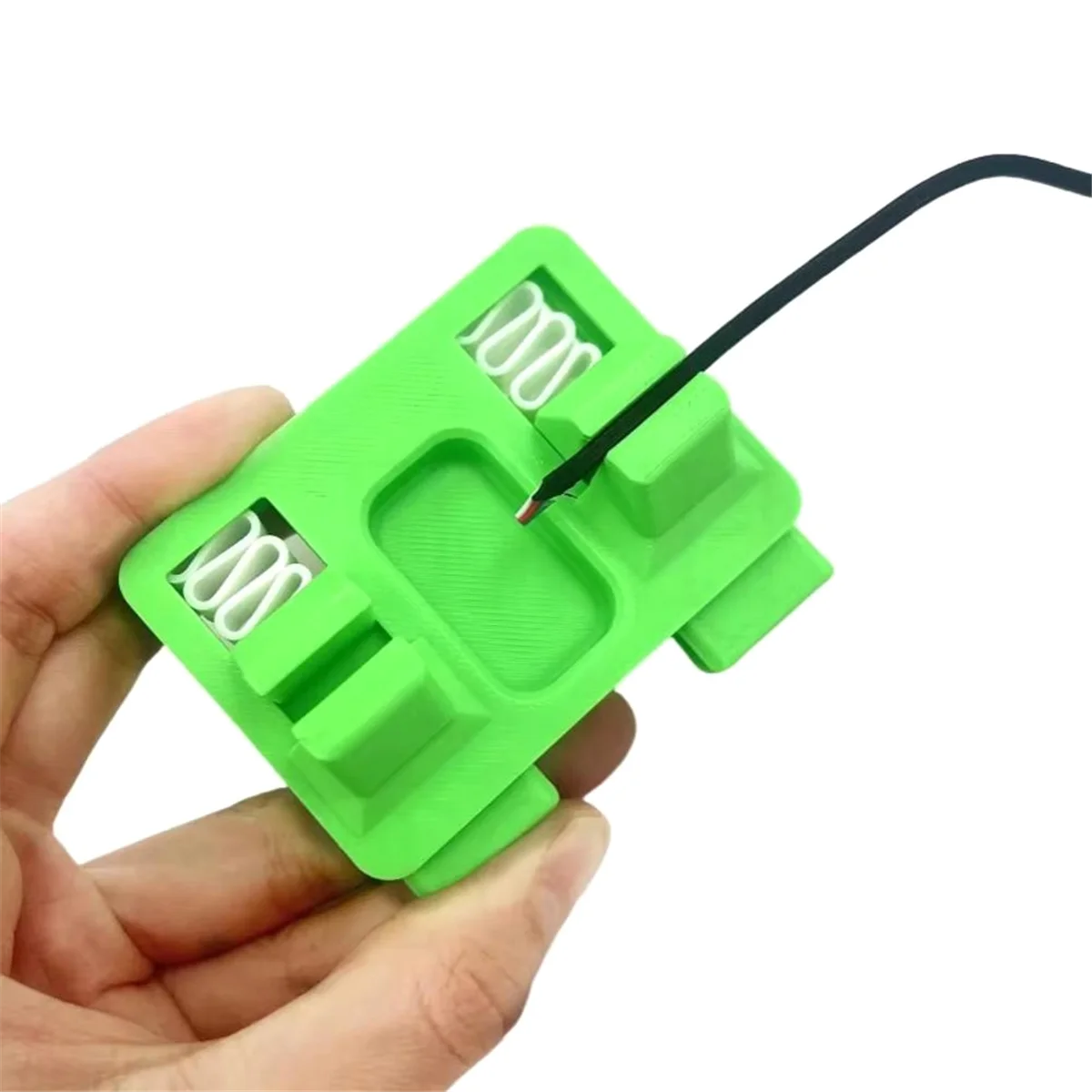 

ABNJ Welding Wire Fixture Bracket Welding Table Clamp for Motherboard Soldering ABS Motherboard Soldering Repair Tool White