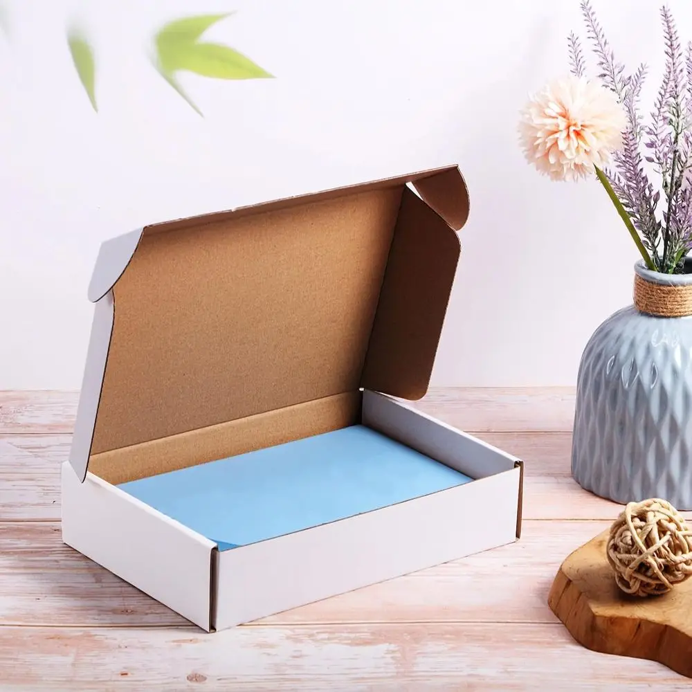 100 pacotes de caixas de transporte de papelão branco para presentes de pequenas empresas, 13x10x2 polegadas