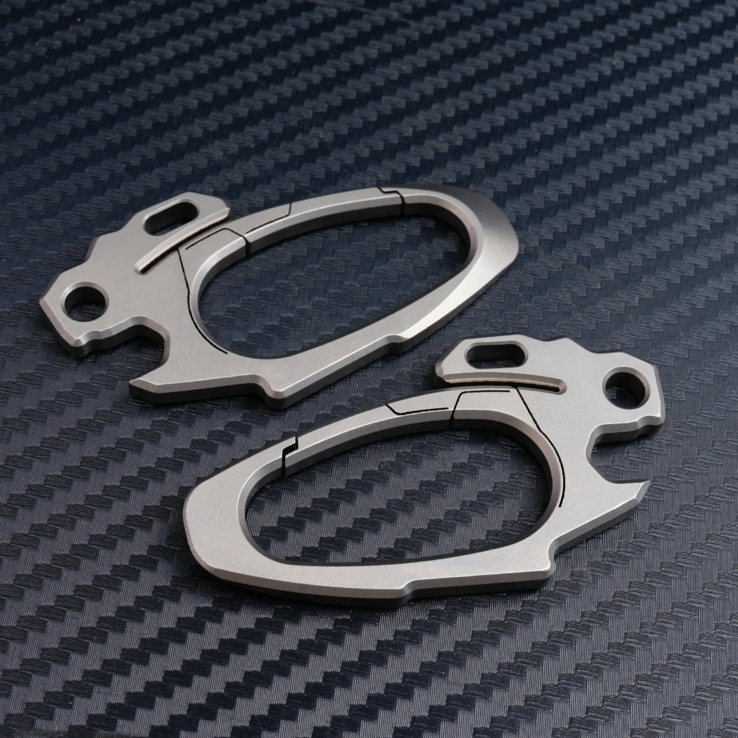 Titanium alloy keychain, multifunctional car keychain,side opening keyring, men's keyring, bottle opener, EDC keychain set