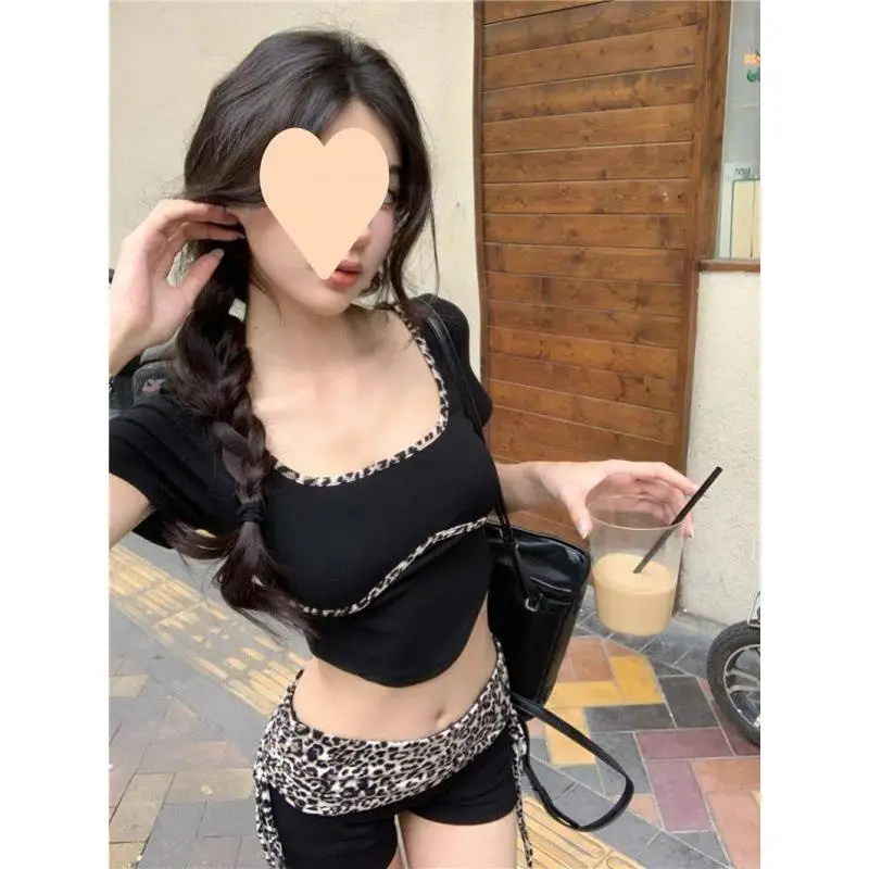 

Summer Slim Fit Leopard Print Patchwork T-Shirt Low Waist Belted Short Pants Women's Two-Piece Set Sweet And Spicy Style