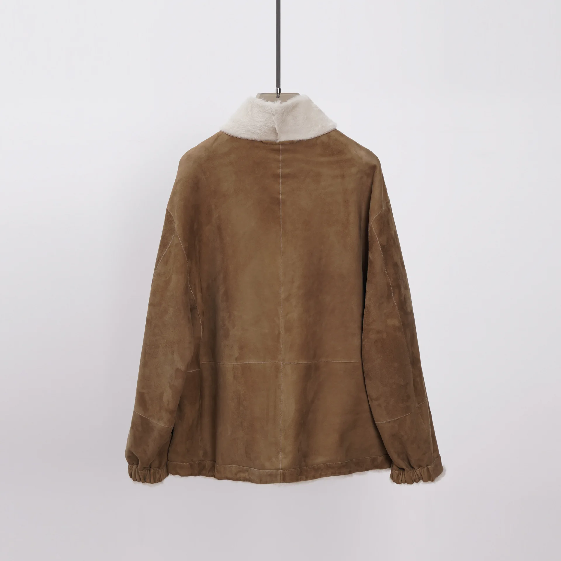 Cappotto double face senza cuciture realizzato a mano in lana e pelle di pecora premium