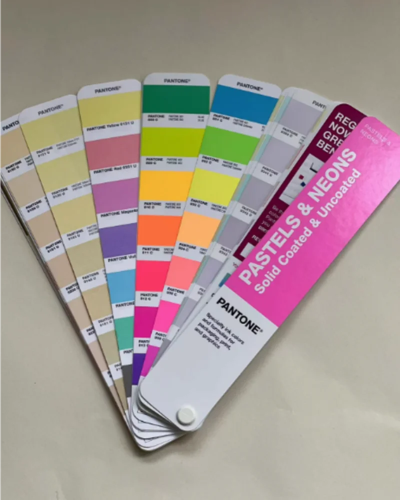 Pantone Color card GG1504C Pantone International universal pink color & Neon color international standard 9 beginning color card