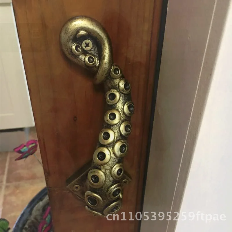 Steampunk Vintage Octopus Door Handle Resin Independent Station Craft Modern Minimalist Design Home Decor Small Figurine