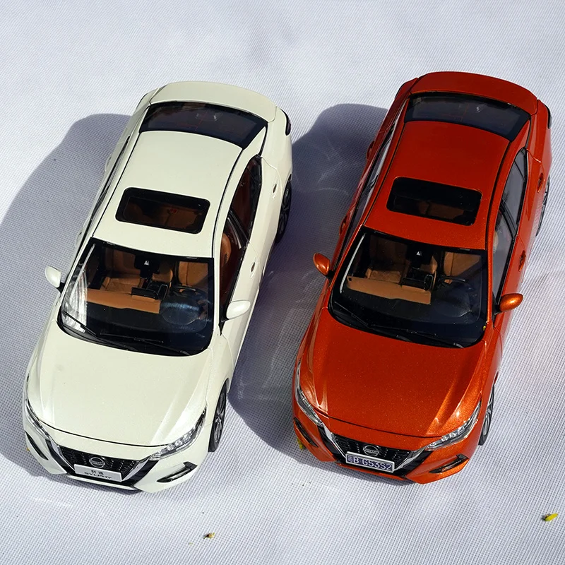 Dealer Edition Car Model,1:18 Nissan Sylshy (Sentra)MK14,2019,E-Power,Diecast Model for Collections,Display and Gift for Friends
